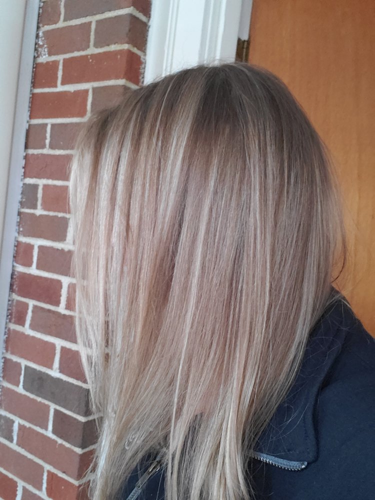 SOCIAS HAIR SALON 15 Reviews 264 Cambridge St, Burlington