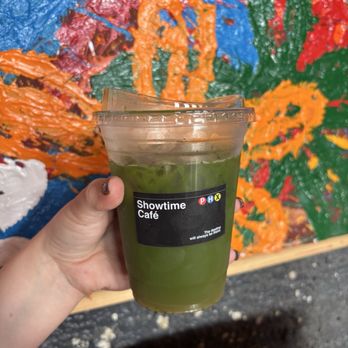 Showtime Cafe - Matcha lemonade with raspberry - Cafes Near Me - Phoenix, Arizona