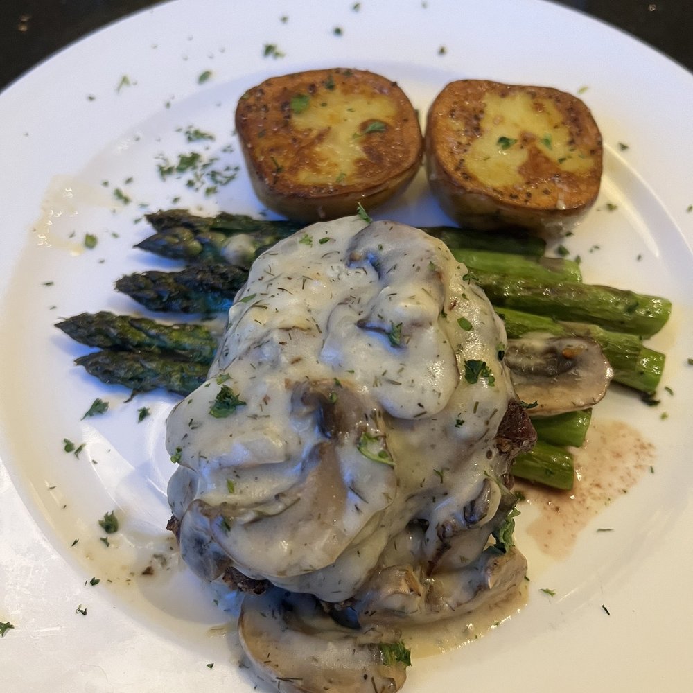 Bix Bistro - Filet mignon - New American Near Me - Davenport, Iowa