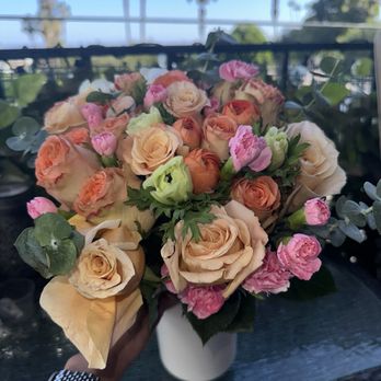 UrbanStems - Florists Near Me UrbanStems - Florists Near Me