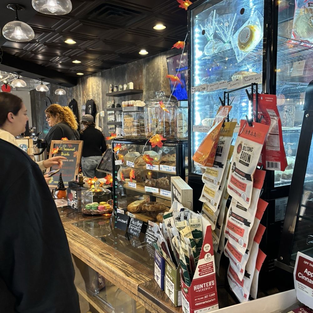 Round Bird Coffee - Coffee & Tea Near Me - Jacksonville Beach, Florida Round Bird Coffee - Coffee & Tea Near Me - Jacksonville Beach, Florida