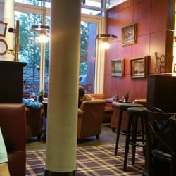 Pipes of Scotland - Ambiance.. love the lights by window