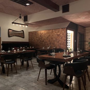 Ava Krō - Dining area - Scandinavian Near Me - Los Angeles, California