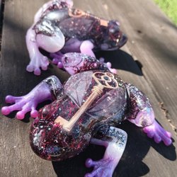 Happy Hippie Customs