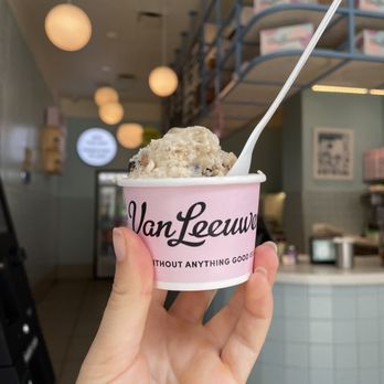 Van Leeuwen - Vegan Peanut Butter Brownie Honeycomb - Ice Cream & Frozen Yogurt Near Me - New York, New York Van Leeuwen - Vegan Peanut Butter Brownie Honeycomb - Ice Cream & Frozen Yogurt Near Me - New York, New York