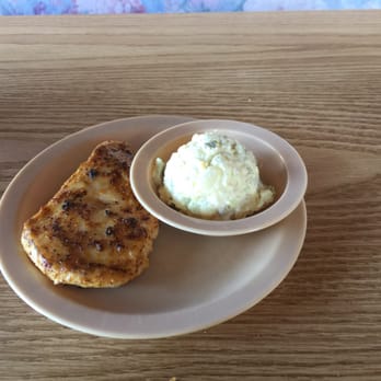 Ludlow Cafe - This is what the cook brought me to make up for it. Very nice gesture, and I appreciated it very much, but it wasn't that good, either. - American Near Me - Ludlow, California