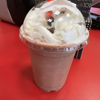 Pizza Twist - Chocolate shake - Pizza Near Me - Vacaville, California