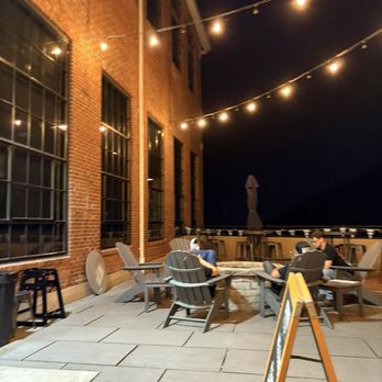 Apponaug Brewing Company - Outside area - Brewpubs Near Me - Warwick, Rhode Island