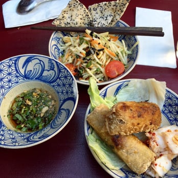 Si An - Green papaya salad and fried spring rolls - Vietnamese Near Me - Berlin, BE