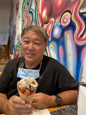 Cream Me Ice Creamery by null