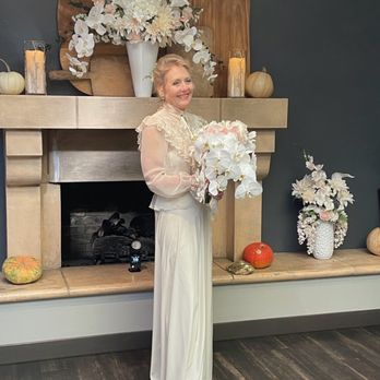 Christina Flach Makeup Artist - Makeup Artists Near Me - Corte Madera , California Christina Flach Makeup Artist - Makeup Artists Near Me - Corte Madera , California