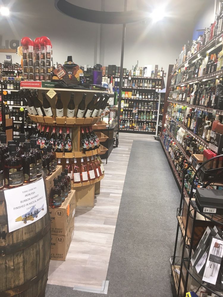 TEXAS CORNERS BEER WINE & LIQUOR Updated October 2024 6930 W Q Ave