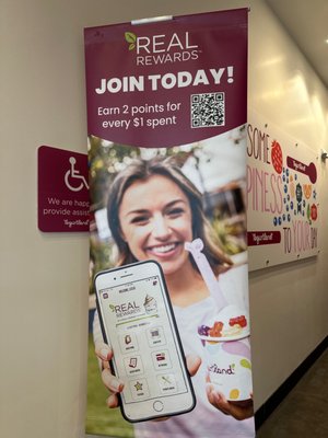 Yogurtland Boca Park by null