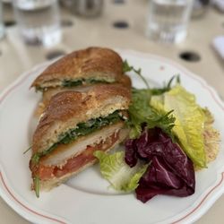 Sant Ambroeus Aspen Coffee Bar - Chicken sandwich