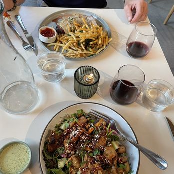 Two Hands - Steak & fries & a chicken bowl - Australian Near Me - Denver, Colorado Two Hands - Steak & fries & a chicken bowl - Australian Near Me - Denver, Colorado