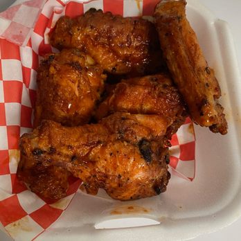 JD's Wingz & Thingz - Five wings to go with buffalo sauce - Chicken Wings Near Me - Placentia, California JD's Wingz & Thingz - Five wings to go with buffalo sauce - Chicken Wings Near Me - Placentia, California