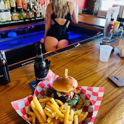 Field Box Sports Bar & Grill - Bacon, cheeseburger and fries