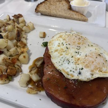 Over Easy - Surprise - Ham steak and eggs with red bean gravy - Breakfast & Brunch Near Me - Surprise, Arizona Over Easy - Surprise - Ham steak and eggs with red bean gravy - Breakfast & Brunch Near Me - Surprise, Arizona