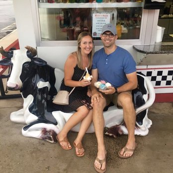 Nathan's Dairy Bar - Happy customers with our ice cream! - Ice Cream & Frozen Yogurt Near Me - Manassas, Virginia