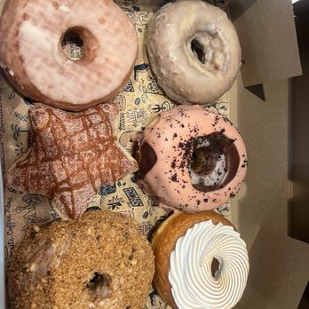 The Salty Donut - half a dozen variety donuts - Donuts Near Me - Austin, Texas The Salty Donut - half a dozen variety donuts - Donuts Near Me - Austin, Texas