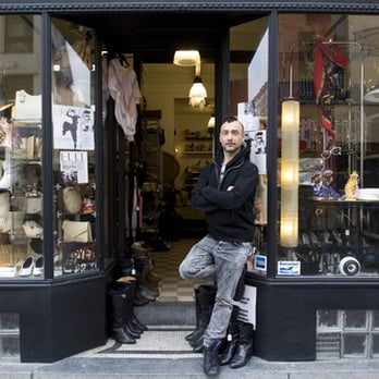 Bernard Gavilan - Used, Vintage & Consignment Near Me - Brussels, BRU Bernard Gavilan - Used, Vintage & Consignment Near Me - Brussels, BRU