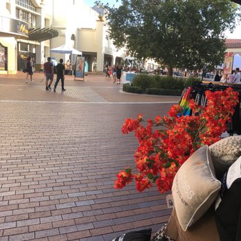Outlets at San Clemente - Outlet Stores Near Me - San Clemente, California Outlets at San Clemente - Outlet Stores Near Me - San Clemente, California