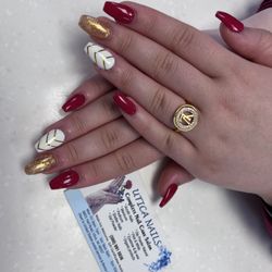 Utica nails
