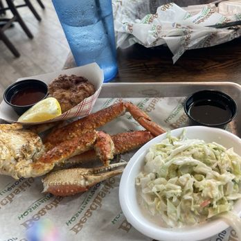Crabby's Dockside - 3/4lb Bairdi Crab with Coleslaw - Seafood Near Me - Clearwater Beach, Florida