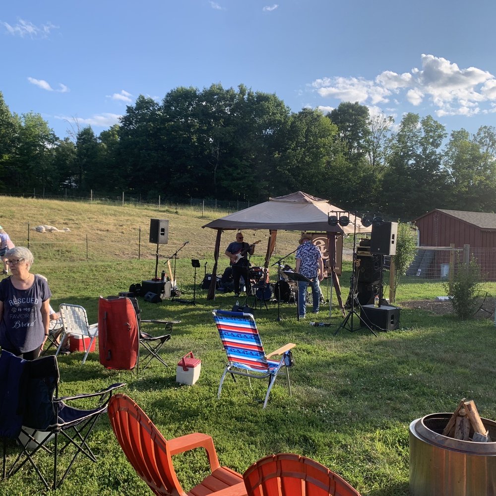 Good Pickin' Farm - Once a week livestock and live music - fantastic venue! - Attraction Farms Near Me - Westford, Massachusetts Good Pickin' Farm - Once a week livestock and live music - fantastic venue! - Attraction Farms Near Me - Westford, Massachusetts