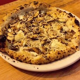 Cremini Mushroom Pizza