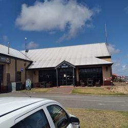 Middleton Tavern - Outside