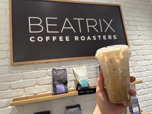 Beatrix Market by null