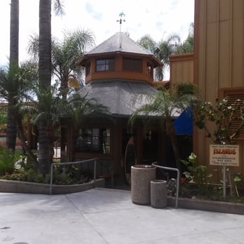 Islands Restaurant - Front - Burgers Near Me - Burbank, California