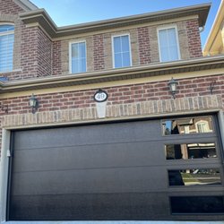 Secure Garage Door Services - 16x7
Black
Flush panel
4 windows tinted (right side)