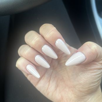 Ivania’s Nails - Nail Salons Near Me - North Miami Beach, Florida