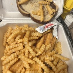 Charlie's Whitefish Sandwich Special