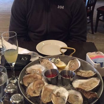 Back Bay Social - Fresh, $1 oysters! - New American Near Me - Boston, Massachusetts Back Bay Social - Fresh, $1 oysters! - New American Near Me - Boston, Massachusetts