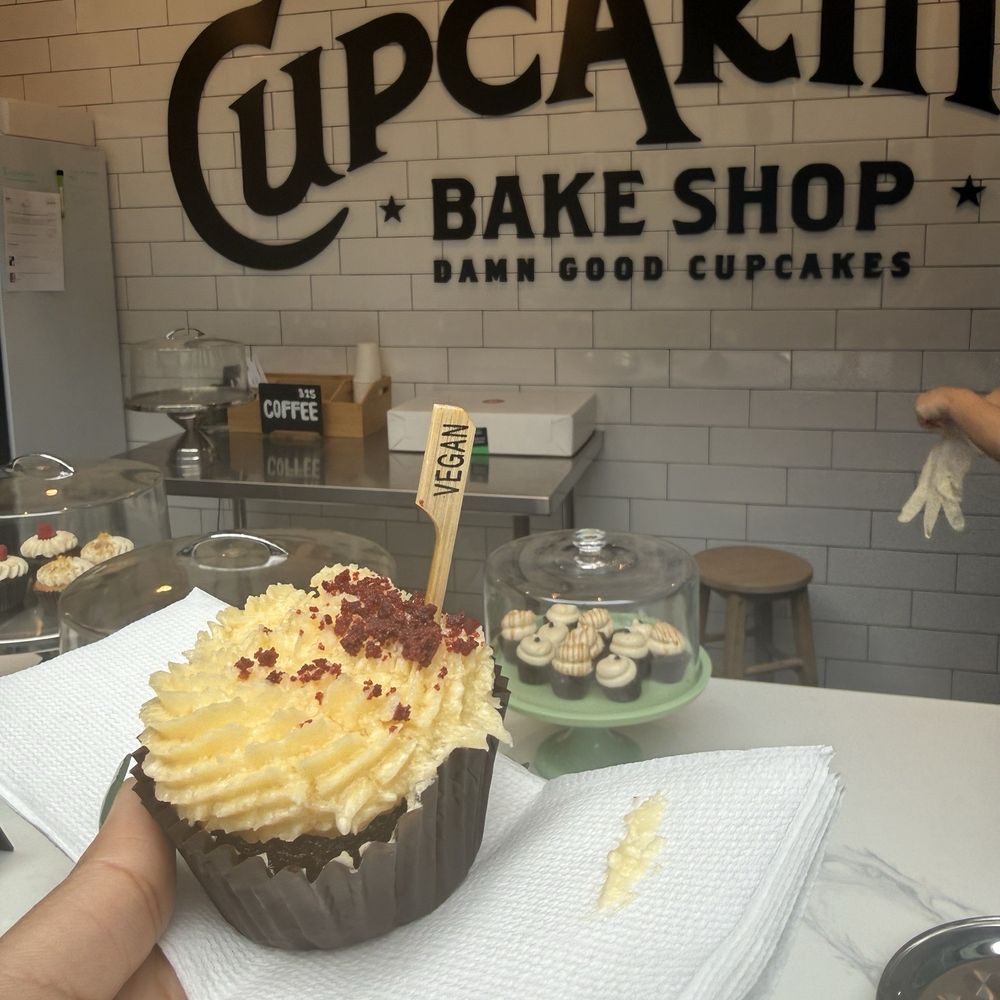 Vegan Red velvet cupcake