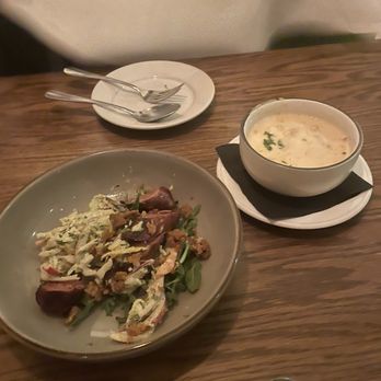 Home 231 - Peking duck sausage and creamy chicken vegetable soup - New American Near Me - Harrisburg, Pennsylvania Home 231 - Peking duck sausage and creamy chicken vegetable soup - New American Near Me - Harrisburg, Pennsylvania