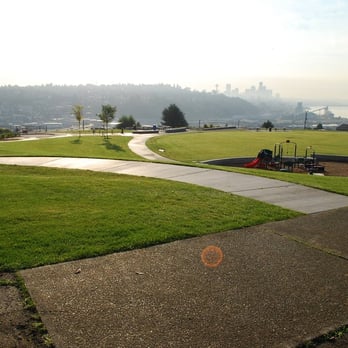 Ella Bailey Park - Parks Near Me - Seattle, Washington