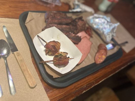 Hard Eight BBQ by null