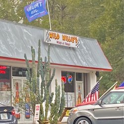 Wild Willie's - The establishment.