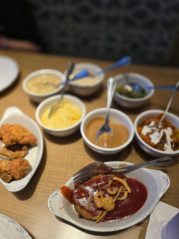 Food from Paula Deen's Family Kitchen