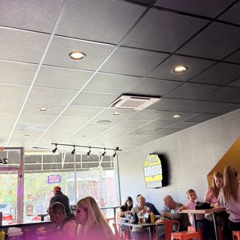Bae's Burgers - Seating - Burgers Near Me - Mooresville, North Carolina Bae's Burgers - Seating - Burgers Near Me - Mooresville, North Carolina