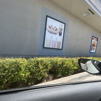 Super Burger - a picture of a restaurant from inside a car - Burgers Near Me - Clovis, California