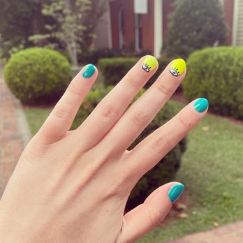 Poppy & Monroe - Nail art with Angelina - Nail Salons Near Me - Nashville, Tennessee Poppy & Monroe - Nail art with Angelina - Nail Salons Near Me - Nashville, Tennessee