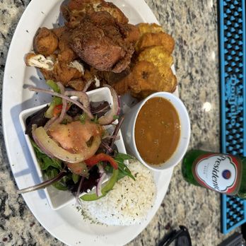 La Yaroa Tropical Restaurant - Fried chicken chunks with rice and beans - Puerto Rican Near Me - Norfolk, Virginia La Yaroa Tropical Restaurant - Fried chicken chunks with rice and beans - Puerto Rican Near Me - Norfolk, Virginia