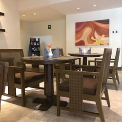 Now Amber Resort - Preferred Club dining area