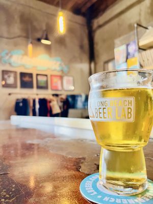Long Beach Beer Lab - Wrigley by null