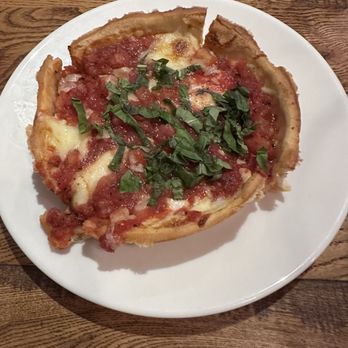 Giordano's - Pizza Near Me - Chicago, Illinois